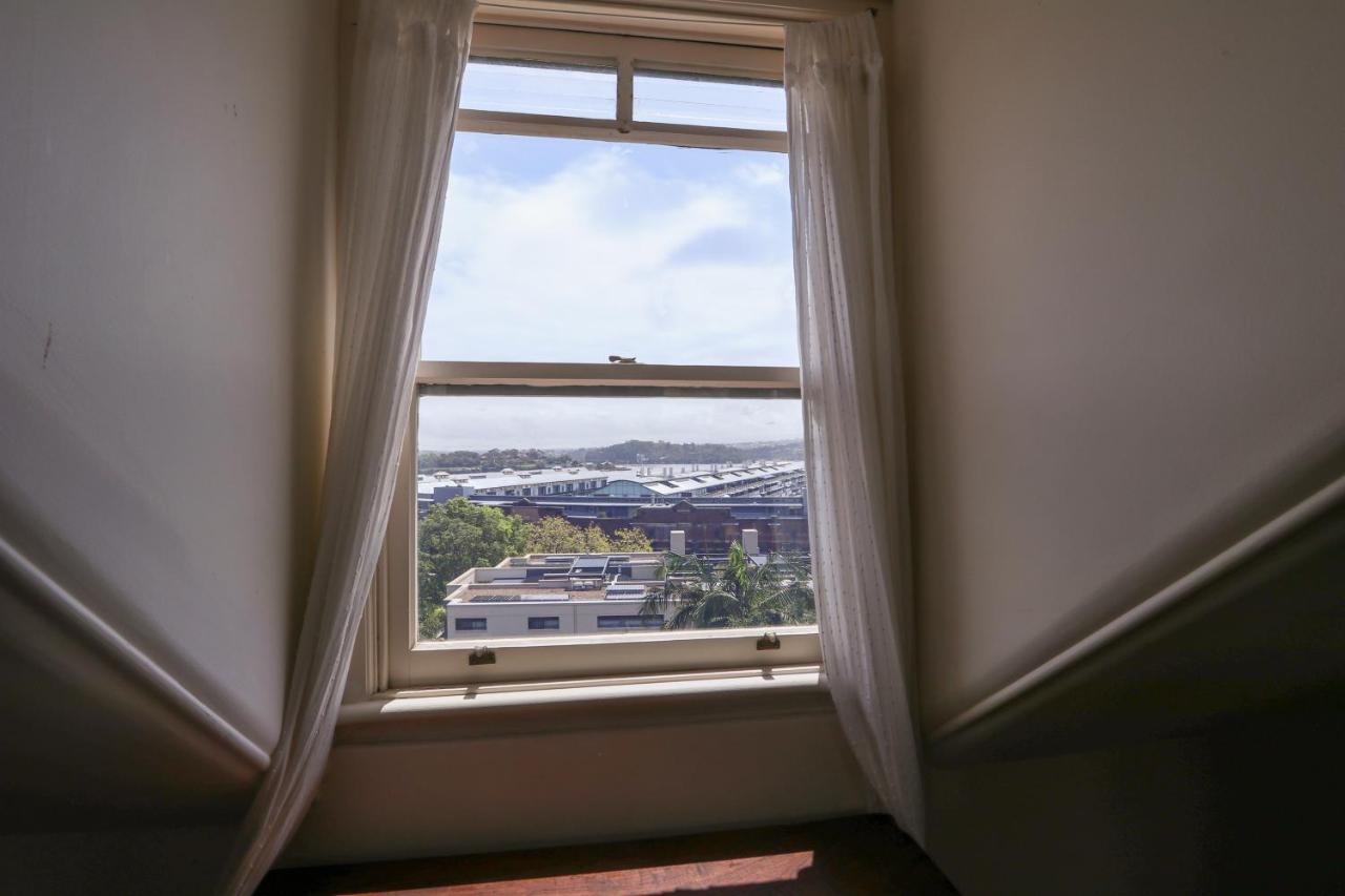 Discover The Rocks - Unique Classical Home Sydney Exterior photo